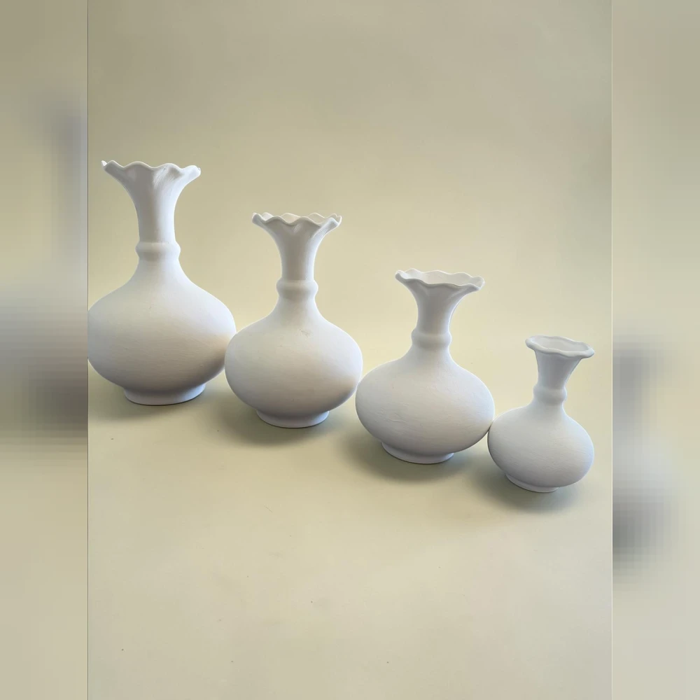 Marul Gözyaşı Vazo Çini Bisküvi